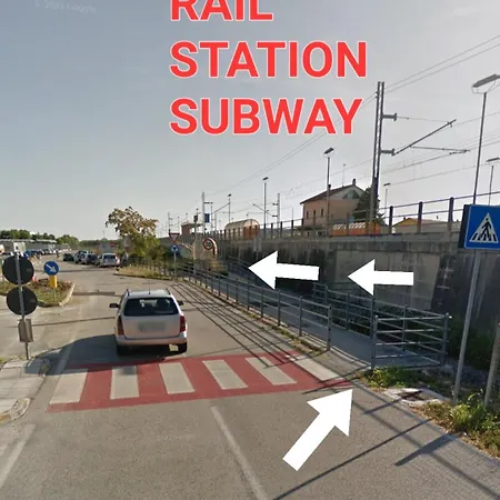 Al Castello - Aeroporto Delle Marche - Ancona