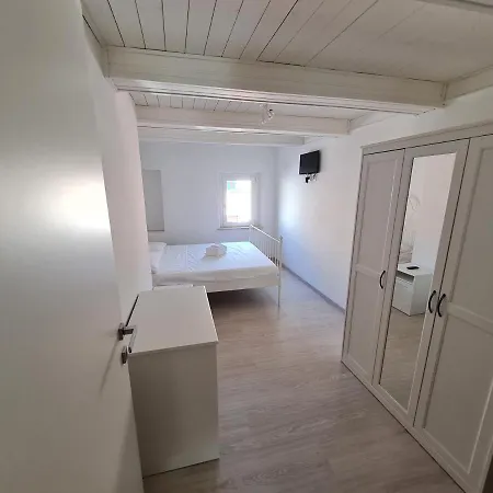 Lägenhet Al Castello - Aeroporto Delle Marche - Ancona *
