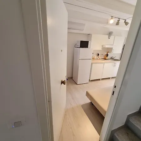 Al Castello - Aeroporto Delle Marche - Ancona Daire